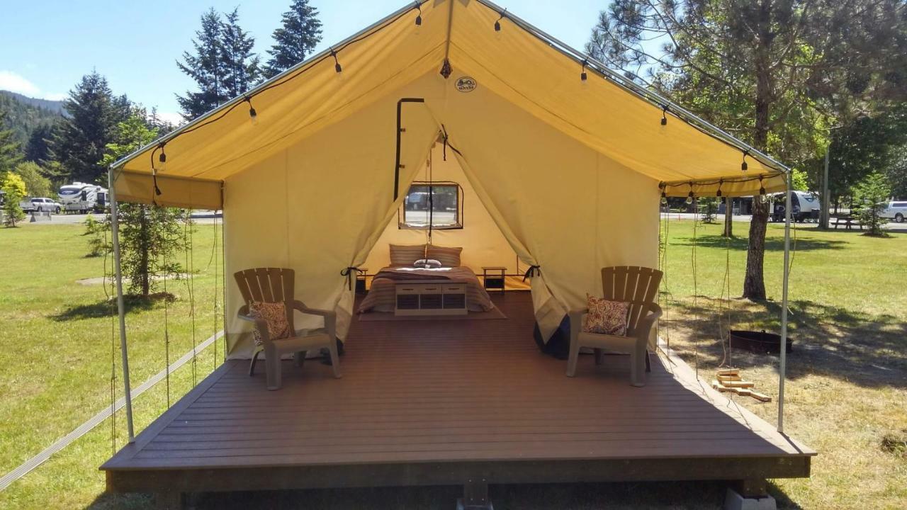 Redwood Meadows Rv Resort Crescent City Exterior foto